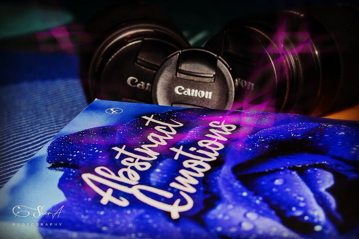 SRKianAJH's tweet image. Be that beam of light that illuminates and intensifies the beauty one holds and not that marrs the other.!

रोशनी बनो तो ऐसी बनो जो खूबसूरती निखार दे.।

Pic Credit - @sheraphotograpy ✨

#AbstractEmotions #emotion #firstbook #BookBoost #author #writerscommunity #photography