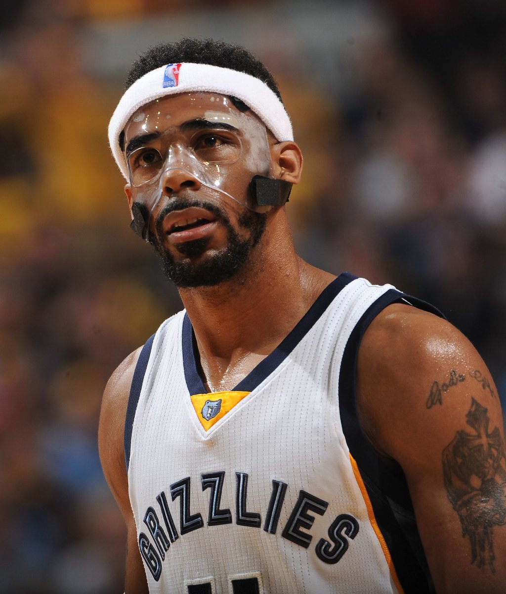 bcmGrizzlies's tweet photo. Mike Conley rocked a mask. So can you.

Wear your masks, Grizz Nation. https://t.co/0eOCoH4Eay https://t.co/0XGnLgCxO4