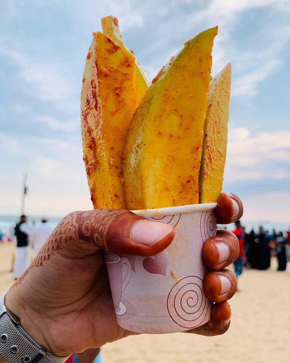 MangaloreCity's tweet photo. Mandatory when you're at the Panambur beach.. 🍟🏖️🩴 

(📸: Whenfoodie_metchef &amp; Epicuregirl21/IG) https://t.co/Fs96cMRl0h