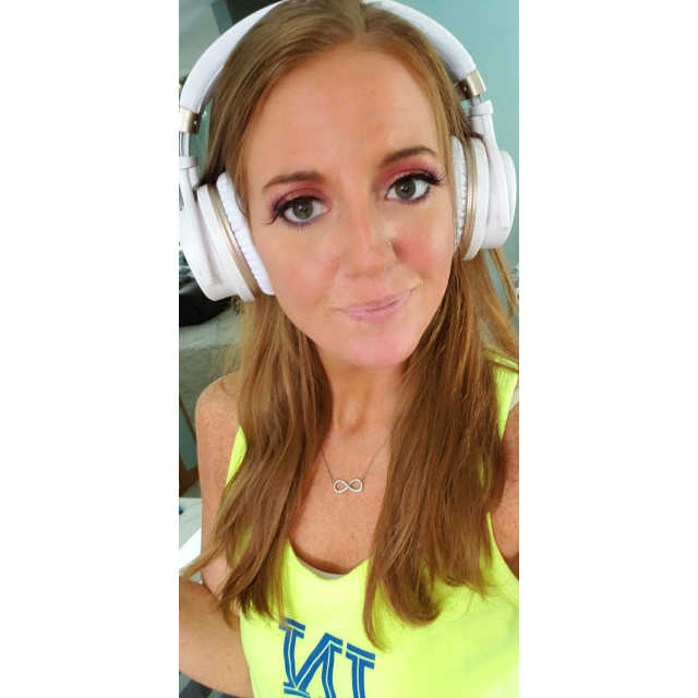 shaybearlv's tweet photo. An honest 0.8L Editor rates SEVIZ Bluetooth Headphones 10 3color... 
https://t.co/JTpEKveNVa https://t.co/y4b0nRBAd7