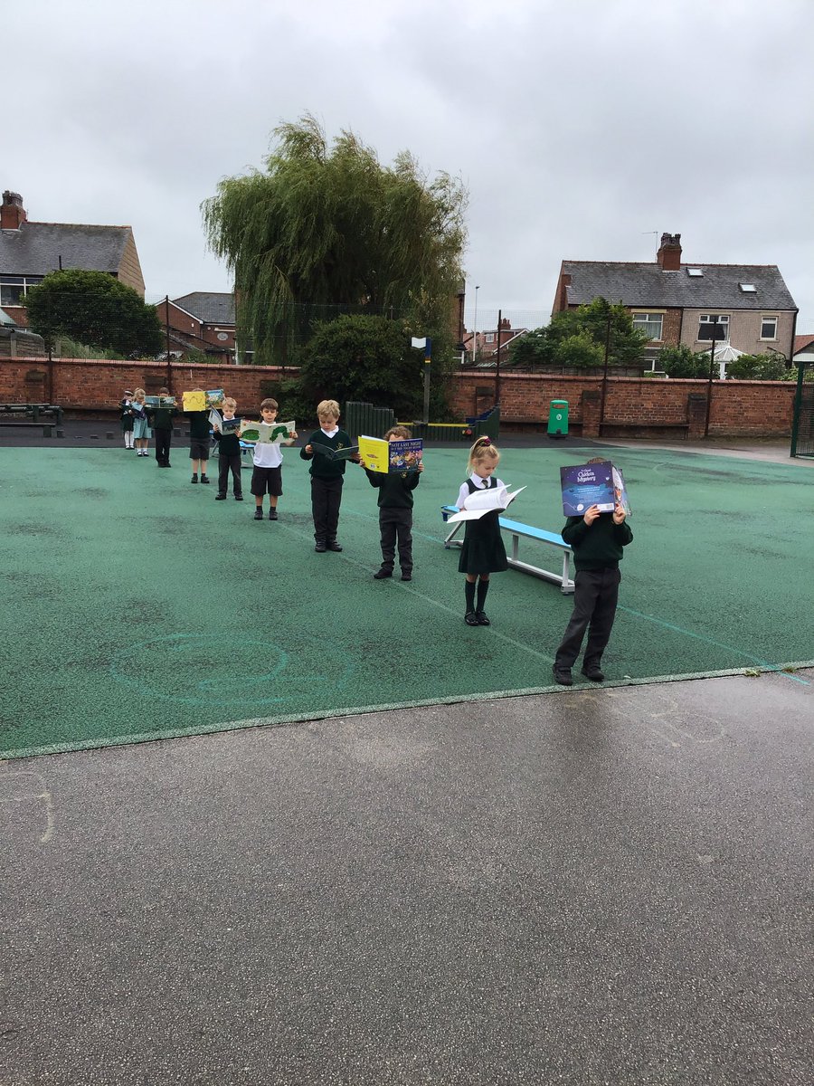 sjvblackpool's tweet photo. Today we are celebrating Reading Together Day with @readingagency #SJVBubble1B have been sneaking round school to find places to read! π@SJVEnglishHub #ReadingTogether #readingforpleasure #SJVClass1HU #SJVClass1HA https://t.co/h7BGCTNqax