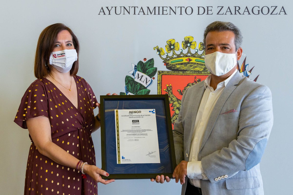 sarafernandezes's tweet photo. Gracias al equipo de Cultura y Proyección Exterior, somos la primera ciudad en certificar protocolos de prevención Covid-19 de oficinas de turismo y de forma conjunta de equipamientos culturales y turísticos.  @ZaragozaTurismo @zmuseos @TeatroZgz @teatromercado @AuditorioZGZ https://t.co/RylhDjqsJN