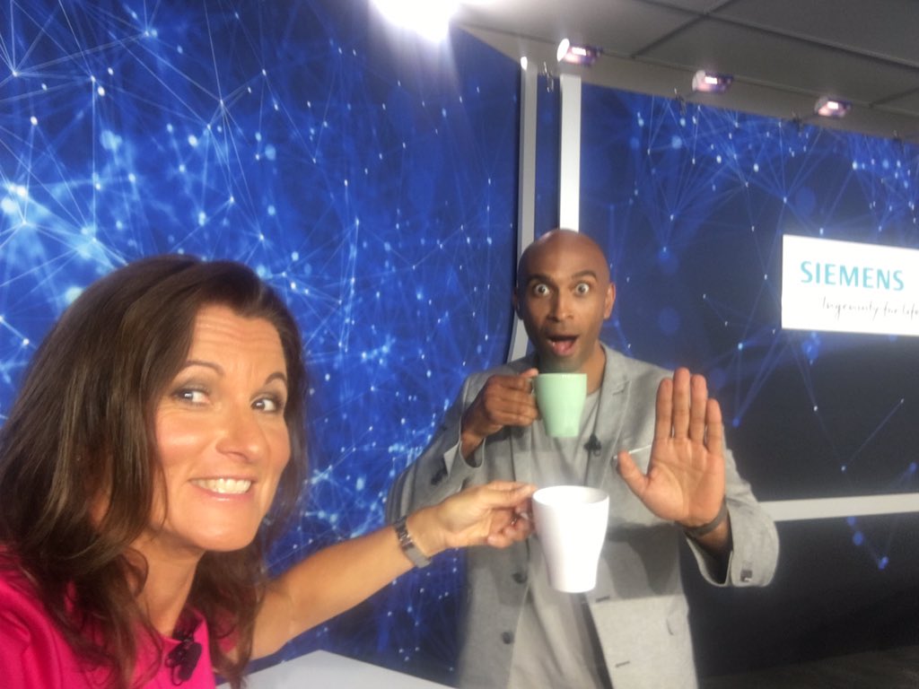 Speaking of coffee ..... in today’s #DigitalEnterpriseSummit F&amp;B-session <a href="/siemensindustry/">Siemens Industry</a>  <a href="/medholm/">Magnus Edholm</a> <a href="/ChrisAway/">Chris Brow</a> <a href="/mirko_ross/">🟣 Mirko Ross 🇪🇺</a> <a href="/AkwyZ/">Antonio Vieira Santos</a> <a href="/KiZimmermann/">Kirstin Zimmermann🇪🇺🌎</a>