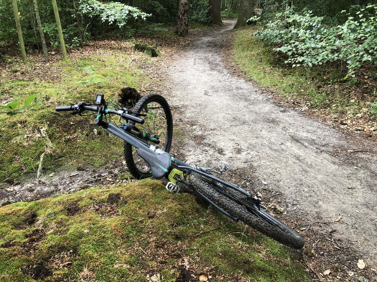 Broeders73's tweet photo. Ff klein rondje om in eigen omgeving @dantumadiel #driezum , afslagje gemist ⛑🩹 https://t.co/1BiaLwIQ7s