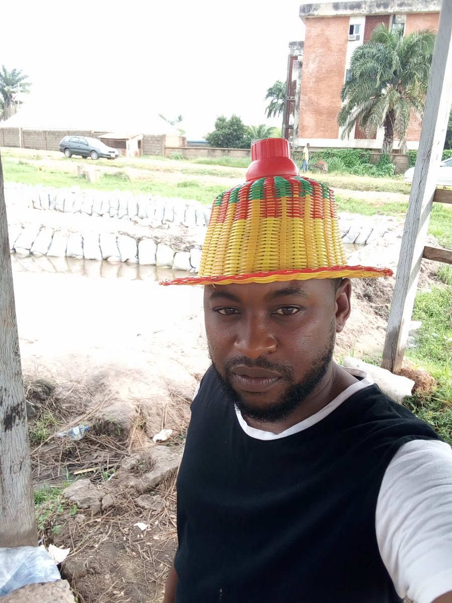 terverlim's tweet image. I encountered this 14 year old,kashater  at the polo club in Makurdi who uses empty plastic cans to make all sorts of stuff like this hat I'm wearing.

 In my opinion,he  is too talented not to be recognized by organizations, government or even individuals who have the capacity .