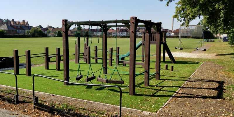 wandbc's tweet photo. Families in Tooting have another neighbourhood green space to enjoy this summer along with its newly installed £38k play equipment 
https://t.co/BVYBH19ntB https://t.co/Q3zrz5OcRo