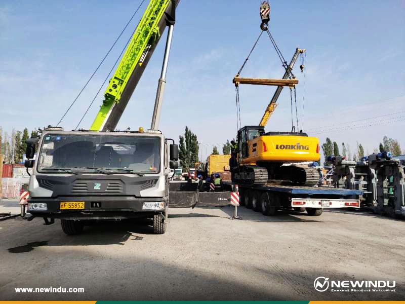 newinducn's tweet photo. #NewinduCases
1 unit XCMG wheel loader ZL50GN and 1 unit LONKING excavator CDM6240 was exported to Uzbekistan @XCMGGroup @lonking
π https://t.co/kpMr8ecGD2
#machines #heavyequipment #wheelloader #zl50gn #xcmgwheelloader #wheelloaders #cranes #CDM6240 #xcmg #constructionma https://t.co/UfyBiK3aNa