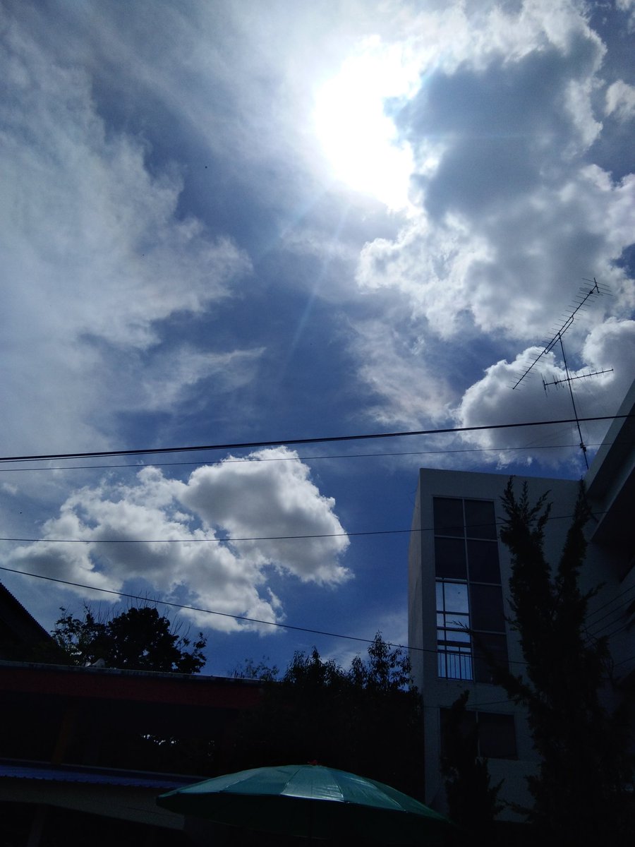 ปั๋ย tweet media