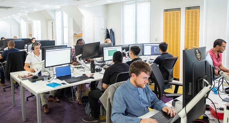 #JobAlerts 🚀 Many positions are open at #METRON! We are constantly looking for strong &amp; passionate individuals about energy and digital transition!
Click below to apply and join our team, or contact us at recruitment@metronlab.com for more inquiries!
👉🏽hubs.li/H0sxgQ-0