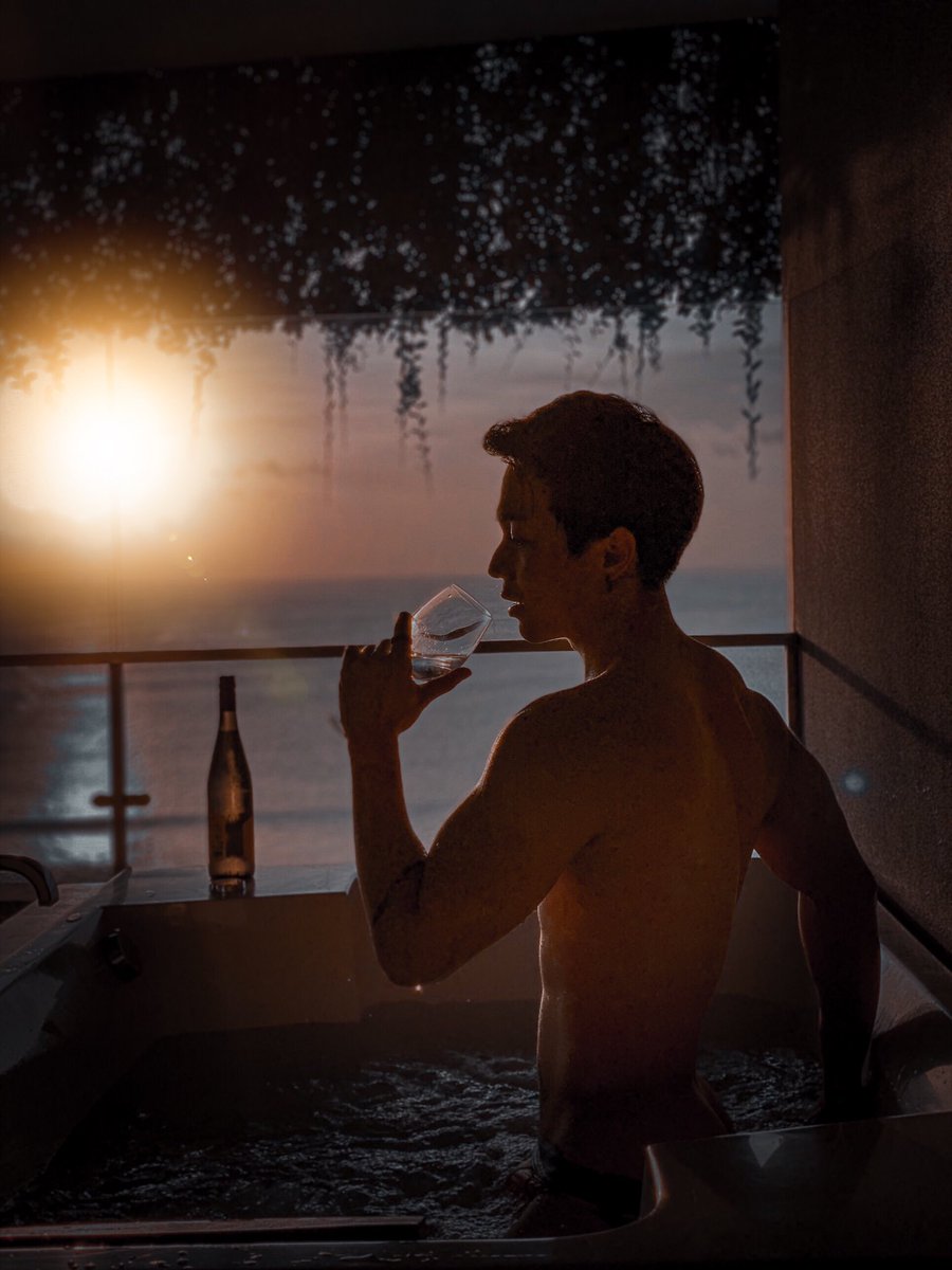 andrew_yogii's tweet photo. Cheers to the Sun! 🥂☀️.
.
.
.
.
#anantarajourneys #anantarahotels #visitbali #BeautifulDestinations #PassionPassport #TravelBucketlist #balibible #weekendgetaway #balithisweek #balilife #bali #balitrip #baliphotographer #balilivin #balilifestyle #baliguideline #wanderlust https://t.co/rZbJdogoIz