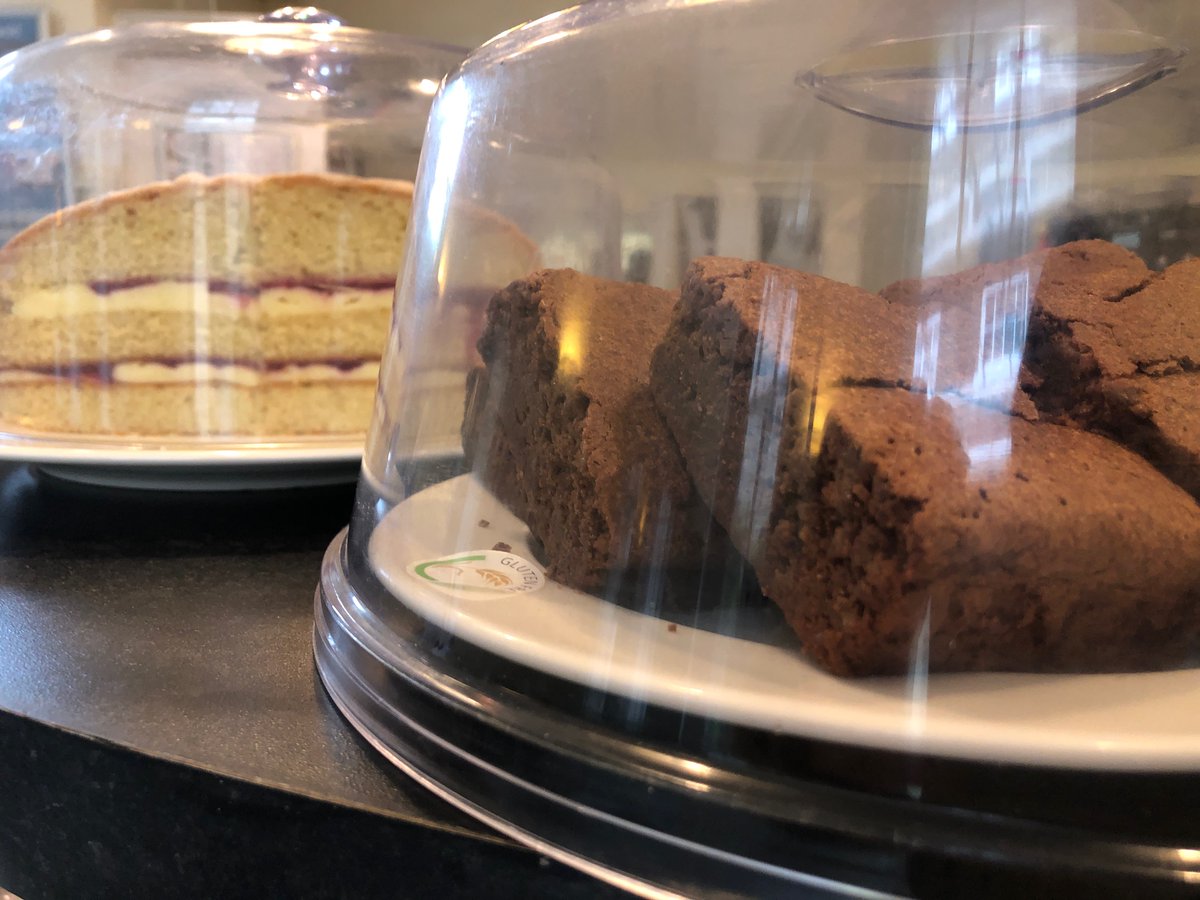 barconventyork's tweet image. Let them eat cake!

Our Café is open today until 3pm. Don't miss this incredible Victoria Sponge and our homemade Brownies (GF), when they're gone, they're gone!👇🍰

For our full menu visit &amp;gt; bar-convent.org.uk/pdfs/cafe/2020…

#GoodToGo #FeelatHomeinYork @VisitYork