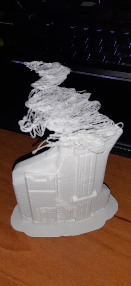 3DMeltdown's tweet photo. #3dprint post by Pjork on our discord:
Join us: https://t.co/rj0z2L2EnV
This is interesting, to say the least 😂 #3dfails
Join our #3dprinting #3dprinter community and share with us: https://t.co/BEmLJfKVt1