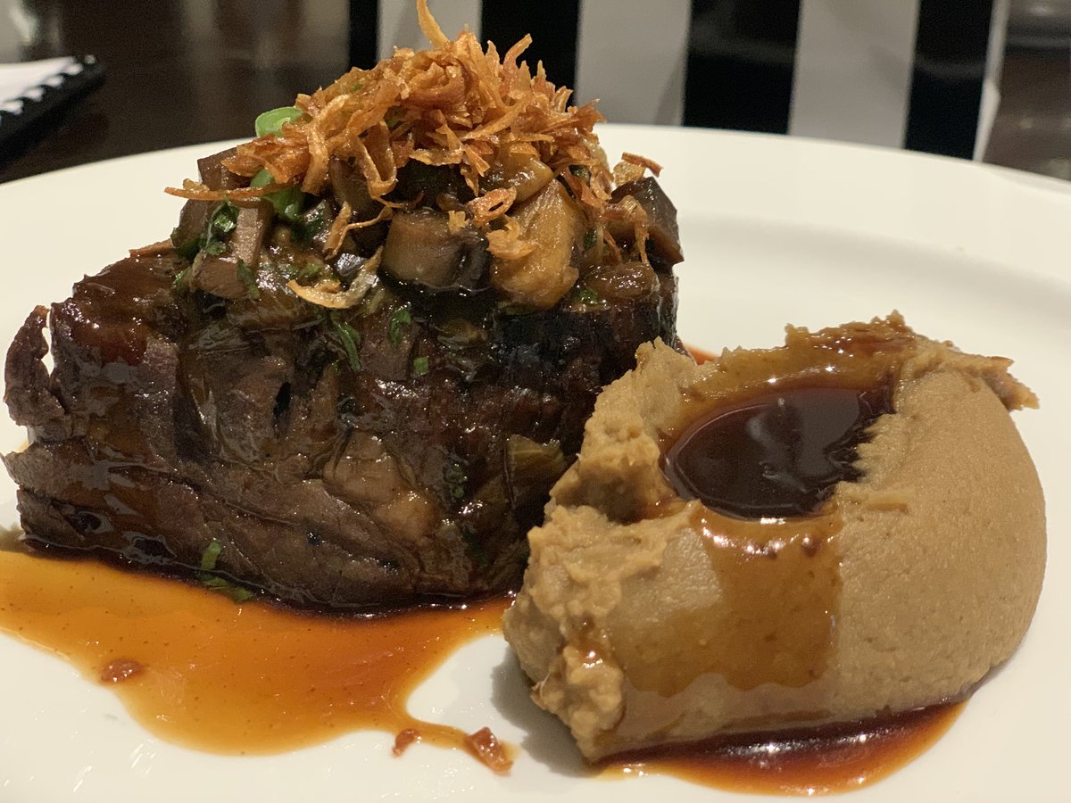 PowellWarwick's tweet photo. Kaboom! #southerncrossbeef #oysterblade https://t.co/l4QxEDoBLl