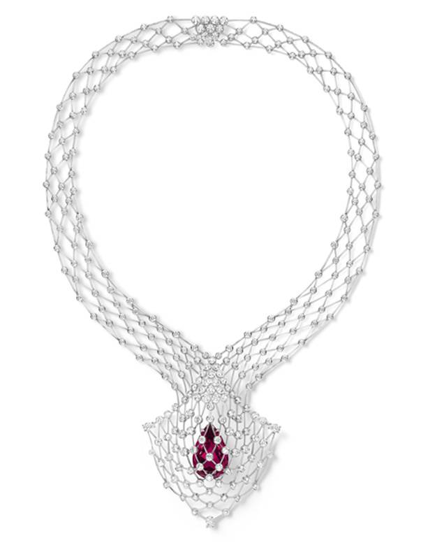 LahaMagonline's tweet photo. مجموعة #شوميه للمجوهرات الراقية Purification de Chaumet: فنّ العمارة في قطع استثنائية

https://t.co/sRAM0cfYoX

@Chaumet

#StackingChaumet #Chaumet #PurificationdeChaumet https://t.co/0sB8L72tMI