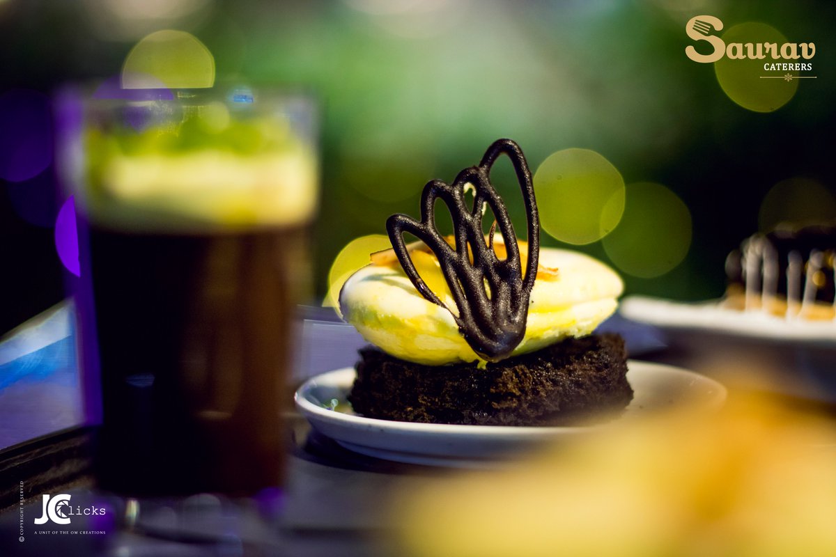 iamjayjc's tweet photo. A Tasteful Affair 💞
Loved to click for #SauravCaterers ❤️📷
JC Clicks 📷
A unit of The OM Creations
#FoodPhotography #WeddingEvent #LiveCounters #Catering #PureVegCaterer #GoodFood 🥘 https://t.co/6FeQQfu9Lw