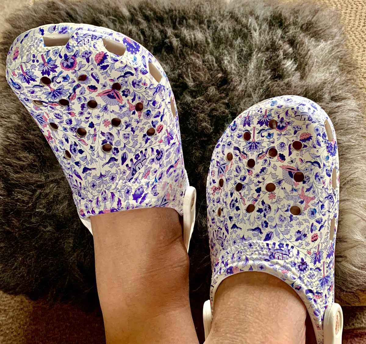 WaterEdgeInn's tweet image. Finally we’re Open 10-10.30am for morning coffee etc Lunch 12noon-4pm tea time 5.30pm-evening 8.30pm bar open dining inside or alfresco meet &amp;amp; greet in place not long to wait no reservations needed enjoy the fresh air PPE in place for ours &amp;amp; your protection....