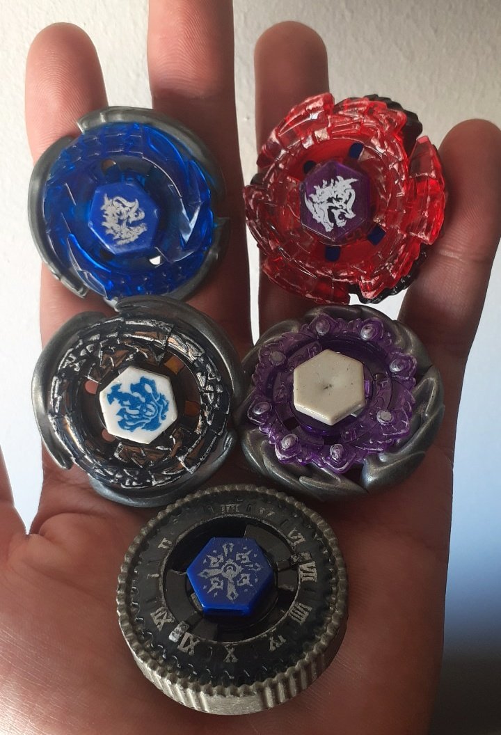 Encontrei isto cá em casa, isto é q eram tempos.