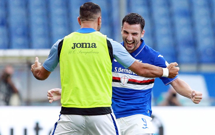 starsonfield's tweet photo. Dopo il goal spettacolare in rovesciata contro l'@Udinese_1896, bomber Bonazzoli firma la prima doppietta in @SerieA contro il @CagliariCalcio! Complimenti Fossetta ๐ฃ๐ฃ
.
@Bonazzoli97
@Sampdoria
.
#starsonfield #sof #16luglio #bonazzoli #sport #calcio #seriea #sampdoriacagliari https://t.co/C3lhrVcaMs