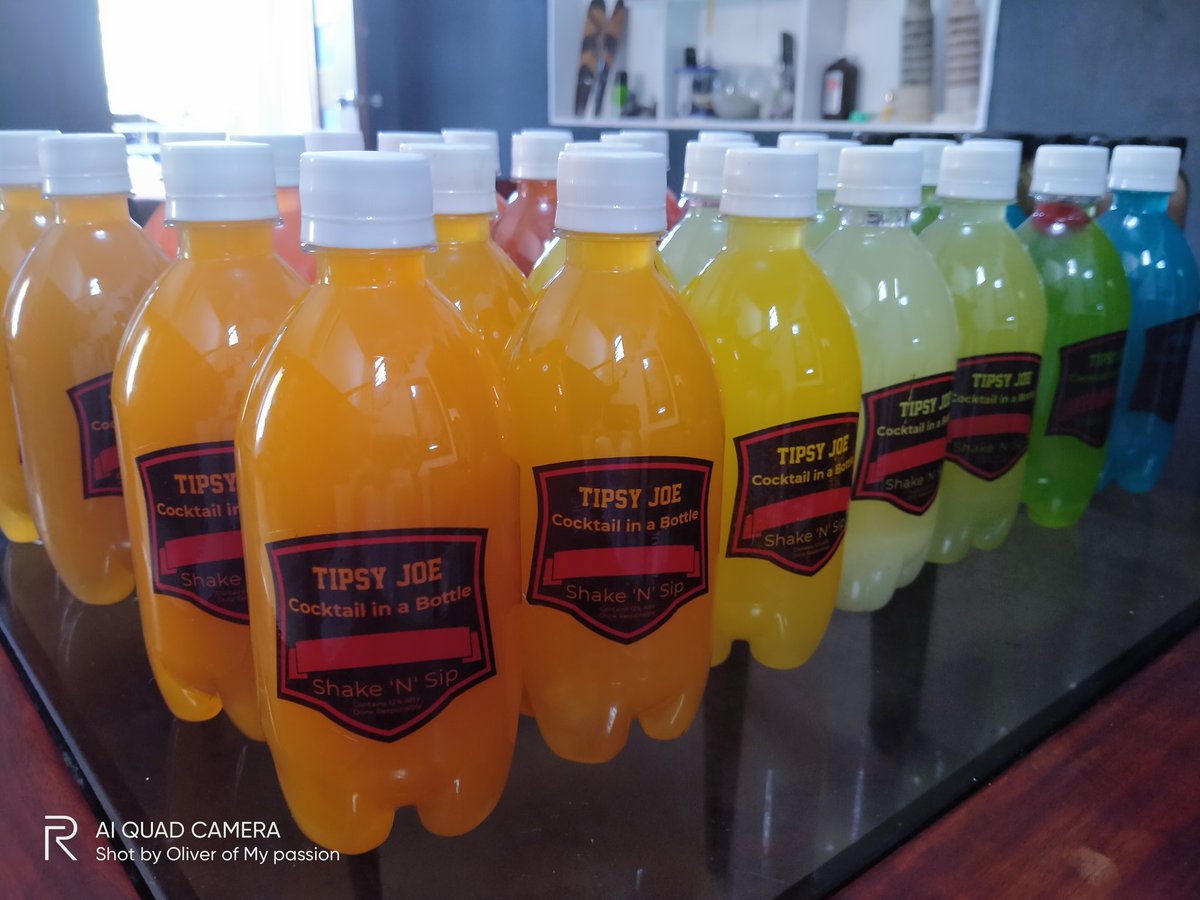 oliveralegre3's tweet photo. Feeling Bored..,.🤔😟😭 
Here is the answer..,....😁😃
TIPSY JOE 
COCKTAIL in a BOTTLE
Has fruit Pulps, Adorned with Spirits &amp; Fruit infused JELLY BOMB act as Garnished.
SHAKE 'N' SIP 
Best served CHILLED or Pour Over Ice.....ENJOY.
Order now......👇PM is the🗝️ https://t.co/3z4bCUONwP