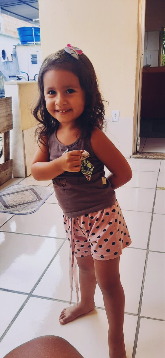 Moniquemacielbi's tweet photo. A 3 anos atrás você chegava ao mundo pra completar ainda mais minha vida , só tenho a agradecer a Deus pela preciosidade que ele me deu pra cuidar ! Que ele continue abençoando sua vida , mamãe te ama demais+
#minhaManu #Manufaz3 #minhapimentinha #minhasapeca https://t.co/nEAl3oWNo8