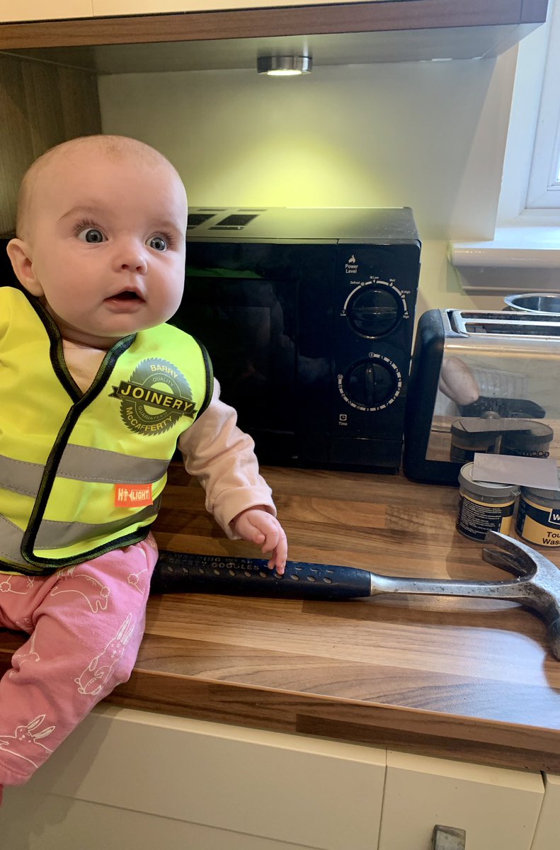 bmcjoinerycouk's tweet photo. The apprentice was drafted in this morning for a quick job at Granny and Grandads while mum got her post lockdown haircut 💇🏻♀️. #joiner #joinery #carpentry #carpenter #chryston #muirhead #glasgow #Scotland #bringyourdaughtertowork #bringyourdauhtertoworkday #qualityguaranteed https://t.co/w26HpYKLSp