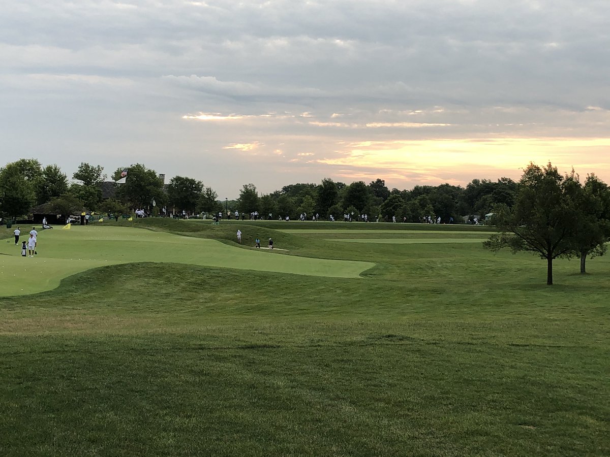 610wtvnnews's tweet photo. The practice range at the @MemorialGolf Tournament is busy. First round tees off this morning. Listen to @joelrileywtvn for the latest with @MattMcCoyRadio and @mistergolf Ray Hustek checking in from Muirfield https://t.co/Jrs4Xv4mL3