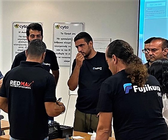 redmaxtech's tweet photo. @redmaxtech
 Training Cyta fiber optics technicians on the latest Fujikura 90s splicing models!
#redmaxtech https://t.co/ViRocJRD78