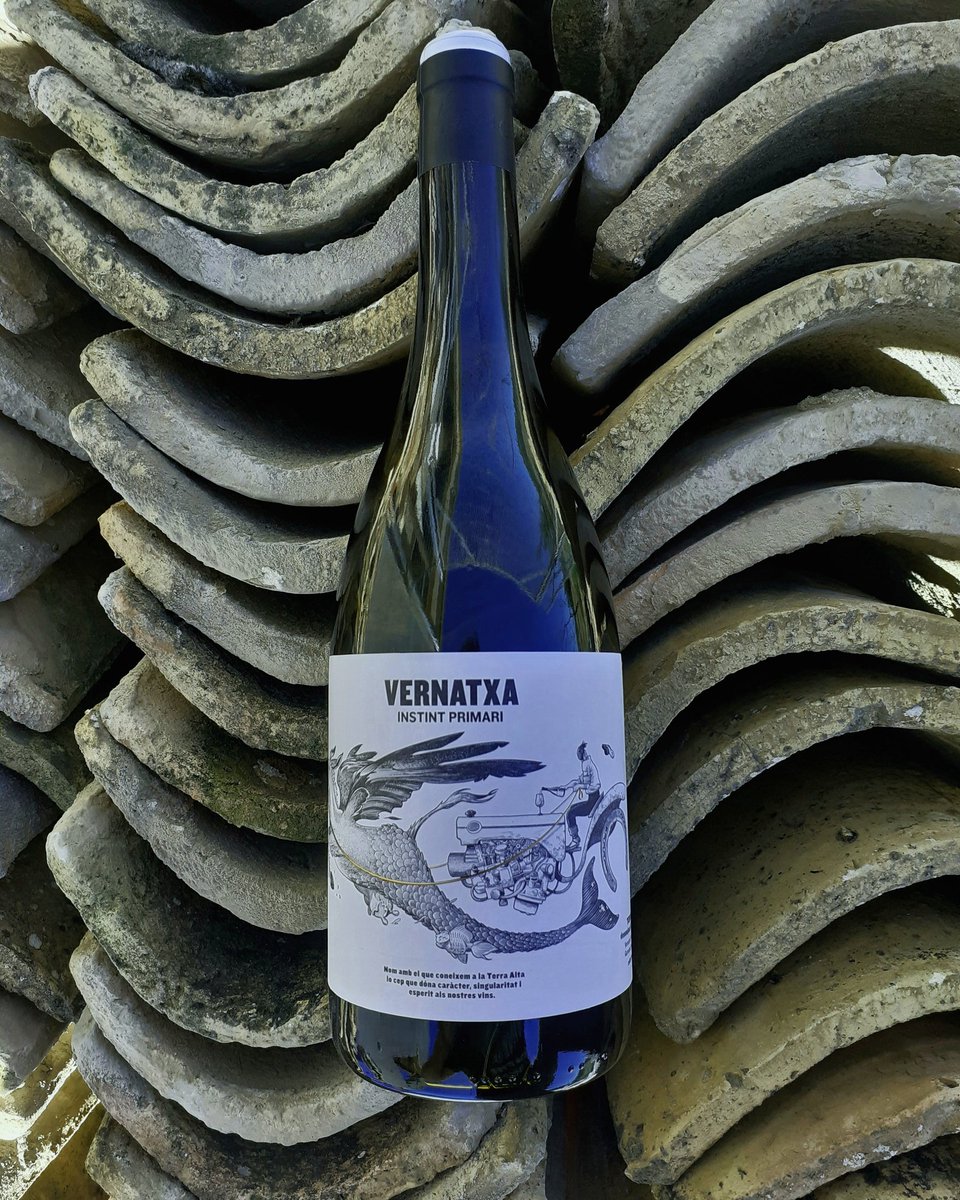 CellerFrisach's tweet photo. Aigua i Terra, treball de les Mans en lo Cor, ni donen forma i vida, Del Sol cuit ne som observadors. Fornada antiga, sopluig, refugi i raser.Vins anclats a la memòria, Nus davall la Natura! Brisats dins del CoR! #TerritoriVernatxa #LoViDeCorBerA #Brisat #iNstintPrimaRi #SòLsViuS https://t.co/YVMGPH4gYM