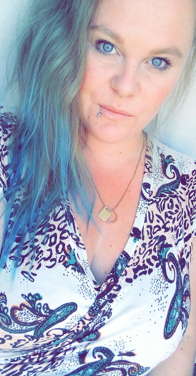 Flowerbunmouse 🐿️🎨📷🌻 tweet media