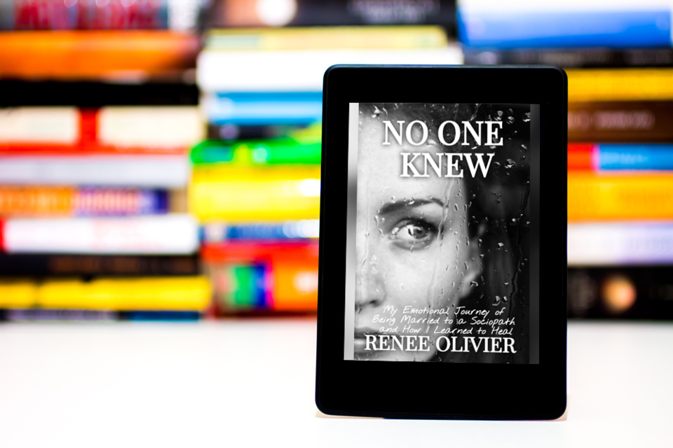 ReneeOlivier3's tweet photo. Read a free sample of my book on AllAuthor. #mybook #readasample #freechapters #mustread #ebooks #allauthor Read a Sample -> https://t.co/32dXASVjWt https://t.co/jyQjw6OOtc