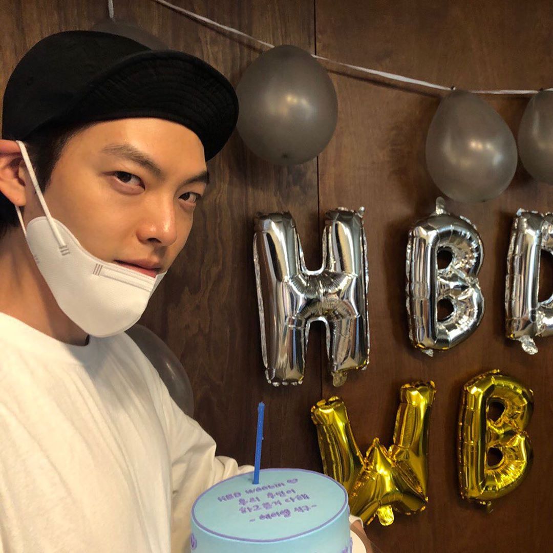 WOOBINAHHH's tweet photo. #HappyWooBinDay 🎂❤️=] https://t.co/5y0avHVk0e