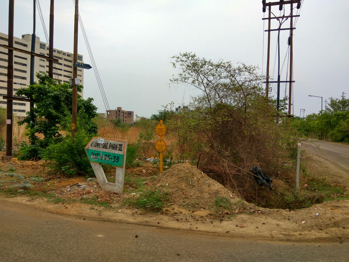 puneet917's tweet image. Available Institutional Plot For Sale
2.5 Acres [10,000 Sq.Mtr] Corner Plot
PRICE ON REQUEST
Area: KNOWLEDGE PARK - 3,
Greater Noida (G.B. Nagar) U.P
Suitable For :- Educational Institute, Hostel and School
Call with: 9540288871/9212338300
#noidaplot #sellplot