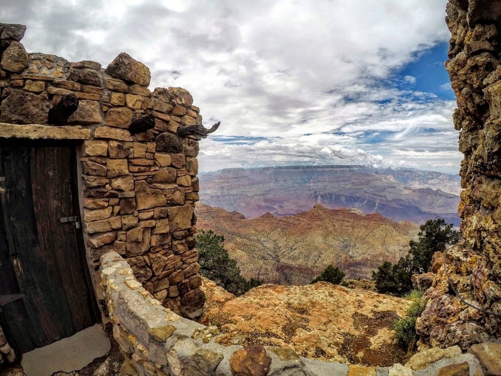 ddzejak's tweet photo. #TBT to some Grand Canyon views from Desert View Watchtower.
#grandcanyon #grandcanyonnps #desertviewwatchtower #nationalparks #arizona #naturephotography #nature #landscape #ig_arizona #arizona_landscapes #explorearizona #outdoorphotography #travelpho⦠https://t.co/1qJ7QzzaGC https://t.co/hlttr2OZFZ
