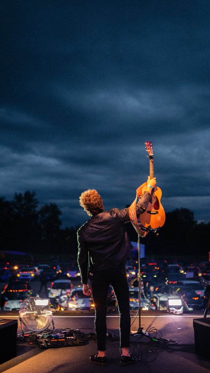 BabaShrimps's tweet photo. 🚘🔥 feels good to be back on stage! 🔥🚘
#babashrimps #sunriseskylights #drivein #live https://t.co/R7N3XrFNvk