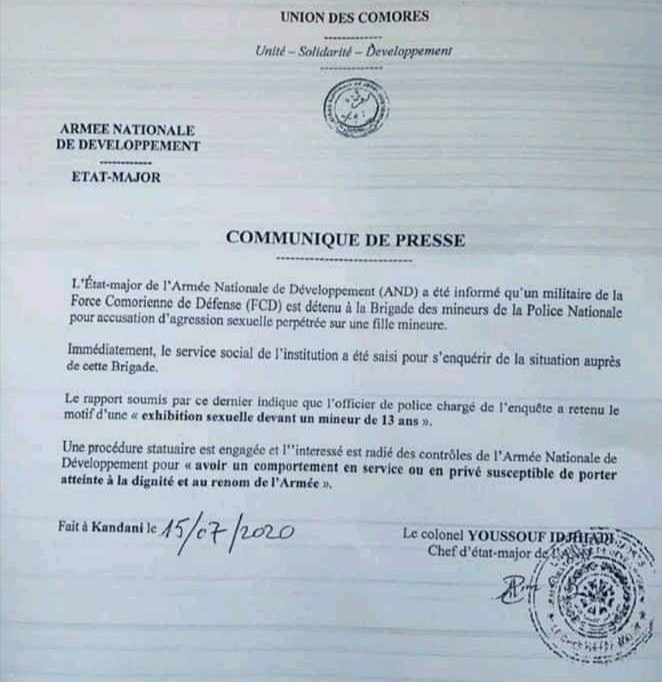 AmadyHarimia's tweet photo. Quand le chef d'état major 🇰🇲.. N'a aucune peine a prendre ses responsabilité devant le drame 🙏🤝❤️🇰🇲... MOHAMED HUSSEINI ministre de la justice ⚖️🇰🇲.. Si seulement tu pouvait en faire autant #comores #justice#sauves nos gosses #bouscule enfin la machine https://t.co/agBCEJGVHa