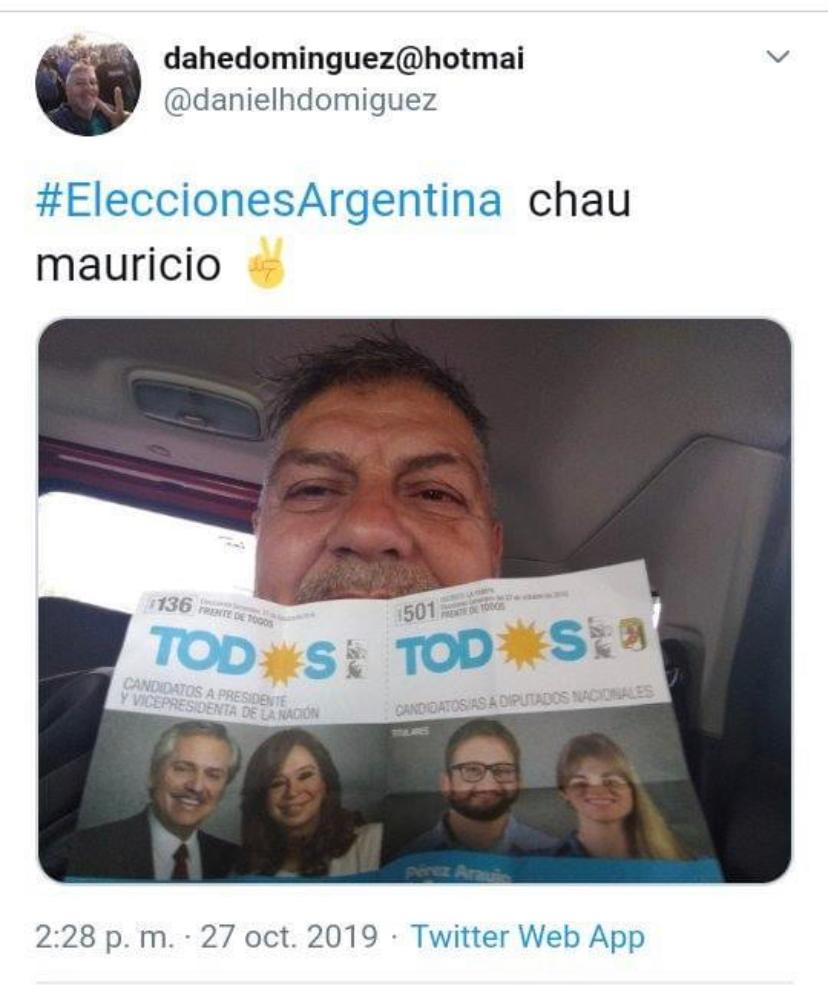 Amy03898327's tweet photo. @Domifacha El futuro de Chile, y somos igual de tarados que este tipo 👇 https://t.co/MaLulMfGg8