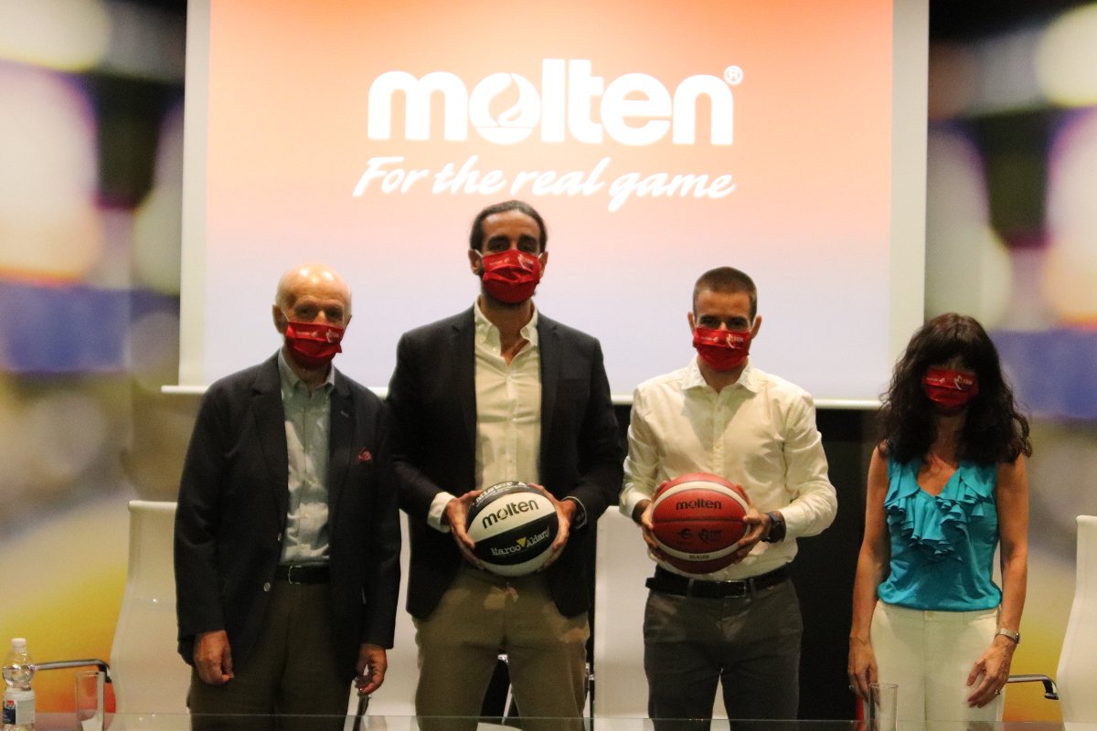 Los nuevos balones de la FBM, de <a href="/MOLTEN_SPAIN/">MOLTEN_SPAIN</a>, se han presentado esta mañana en un acto al que han acudido muchos patrocinadores y amigos del baloncesto madrileño: <a href="/ibercaja/">Ibercaja</a>, <a href="/MarcoAldany/">Marco Aldany ✂️</a>, <a href="/Luanvi/">Luanvi</a>, <a href="/GIGANTESbasket/">Gigantes del Basket</a>...
¡Deseando que empiecen a botar!
fbm.es/noticia-123-93…
