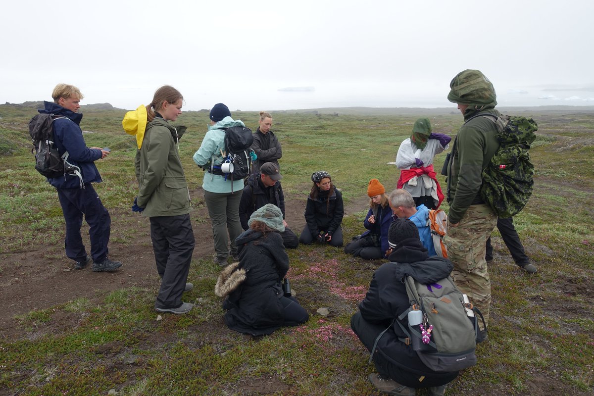 ArcticStationUC's tweet image. Arctic Biology field course 2020 is up running in a special version due to the pandemic conditions. Student projects focus om terrestrial and freshwater topic. Follow us at @ArcticStationUC, facebook.com/Arctic-Station… and #arcticstationdisko
