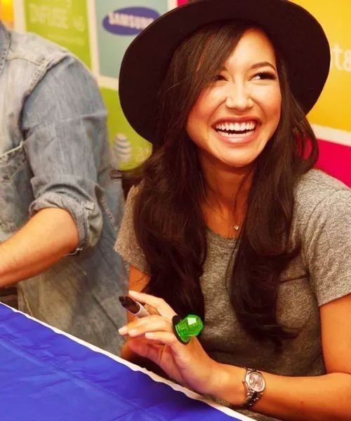 debnamanutd's tweet photo. thank you for changing my life and so many others in a positive way, your words helped so many and they’ll continue to do so, your love and legacy will live on forever, I love you naya rivara ♡ https://t.co/5qQPSLJvF9
