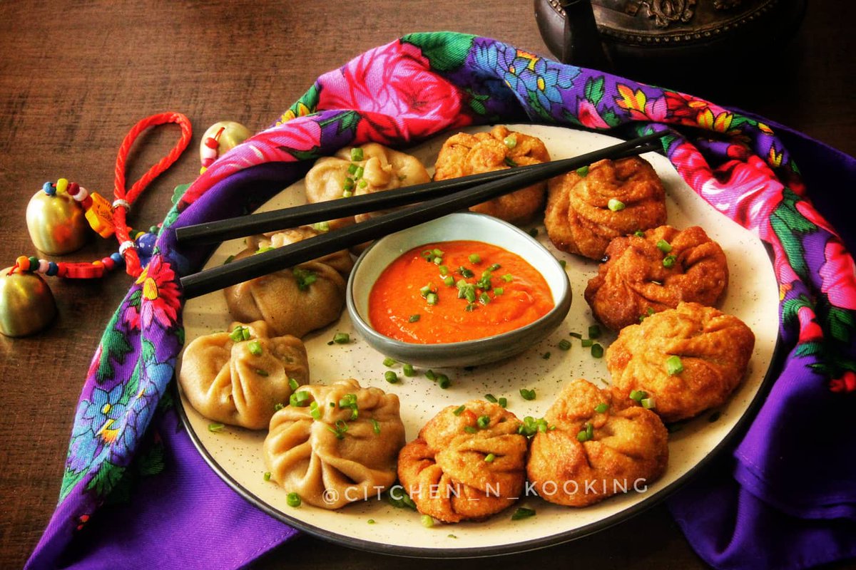 CitchennKooking's tweet photo. MOMO mania.....try these whole-wheat flour dimsums and enjoy this rainy season. 
Recipe in the blog link
https://t.co/vODJS2YVGE
Do follow my insta page too.
#thursdaymorning #foodie #food #Instagram #foodies #MOMO #dimsum https://t.co/yaSPR4UGY0