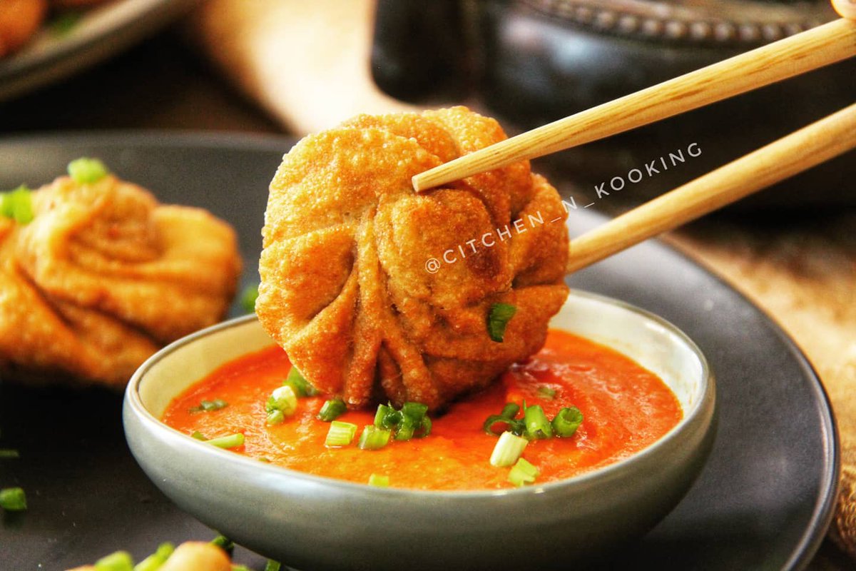 CitchennKooking's tweet photo. MOMO mania.....try these whole-wheat flour dimsums and enjoy this rainy season. 
Recipe in the blog link
https://t.co/vODJS2YVGE
Do follow my insta page too.
#thursdaymorning #foodie #food #Instagram #foodies #MOMO #dimsum https://t.co/yaSPR4UGY0