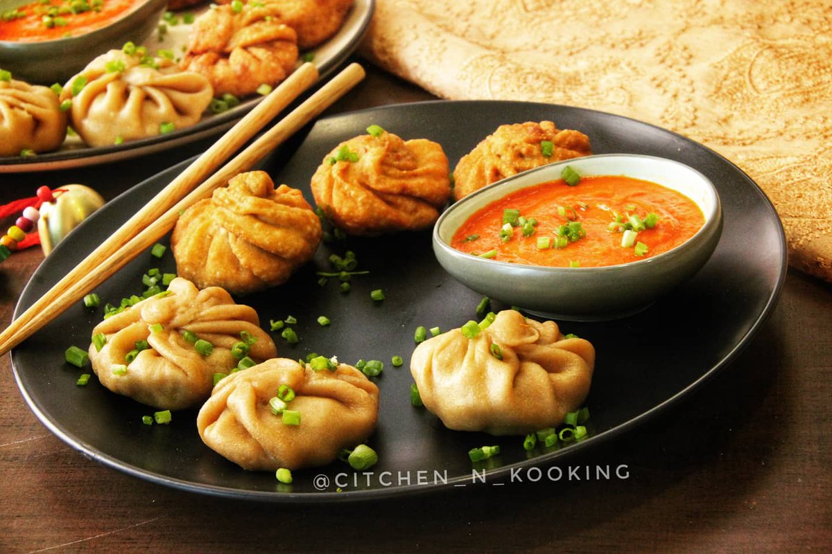 CitchennKooking's tweet photo. MOMO mania.....try these whole-wheat flour dimsums and enjoy this rainy season. 
Recipe in the blog link
https://t.co/vODJS2YVGE
Do follow my insta page too.
#thursdaymorning #foodie #food #Instagram #foodies #MOMO #dimsum https://t.co/yaSPR4UGY0