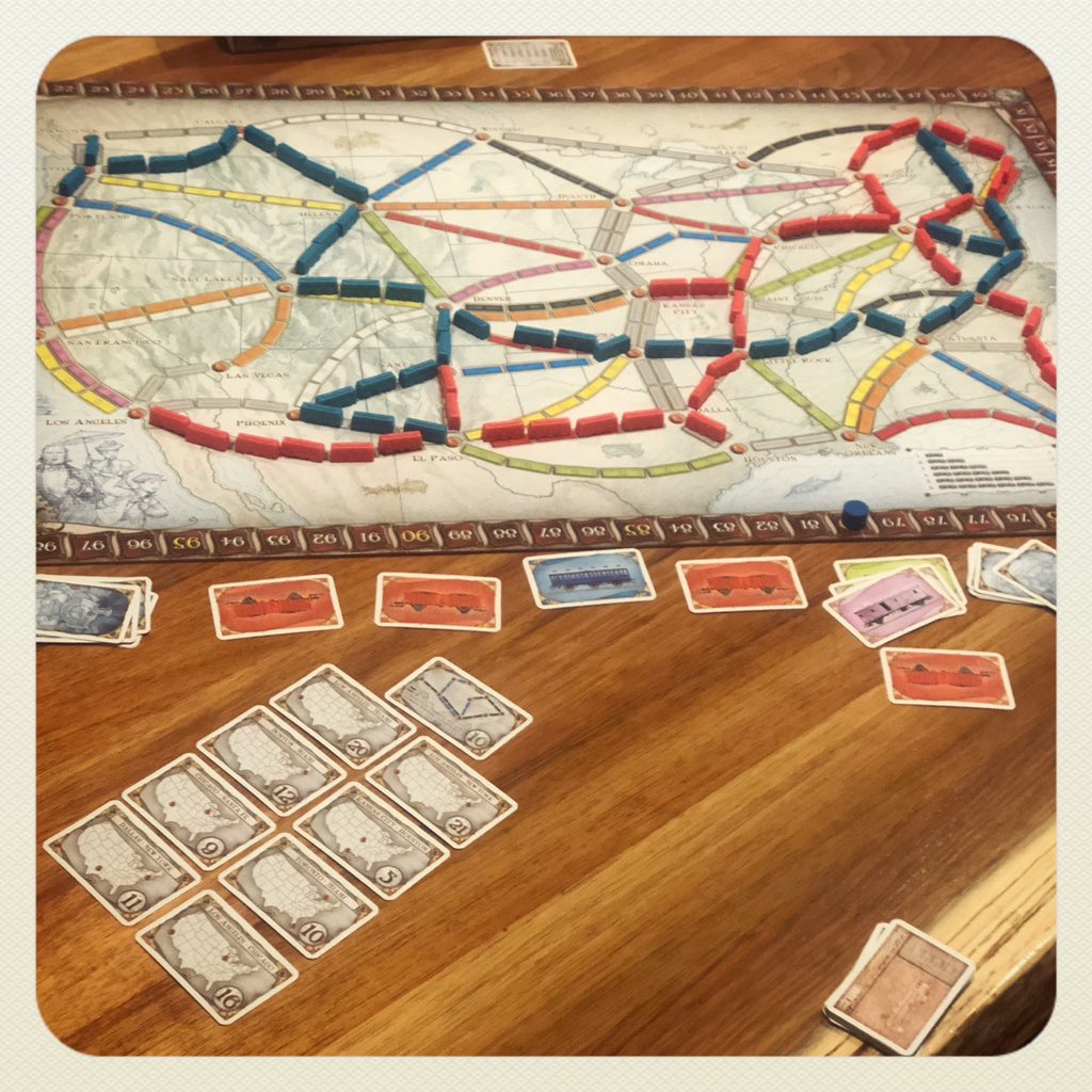 mayak2's tweet photo. Today's definition of A Good Day... #brunchwithfriends #brekky #looseleaftea #classicalmusic #thearts #precovidmemories #soplife #mulledwine #brownies #boardgames #moreboardgames #grateful https://t.co/TQYdKcggjQ