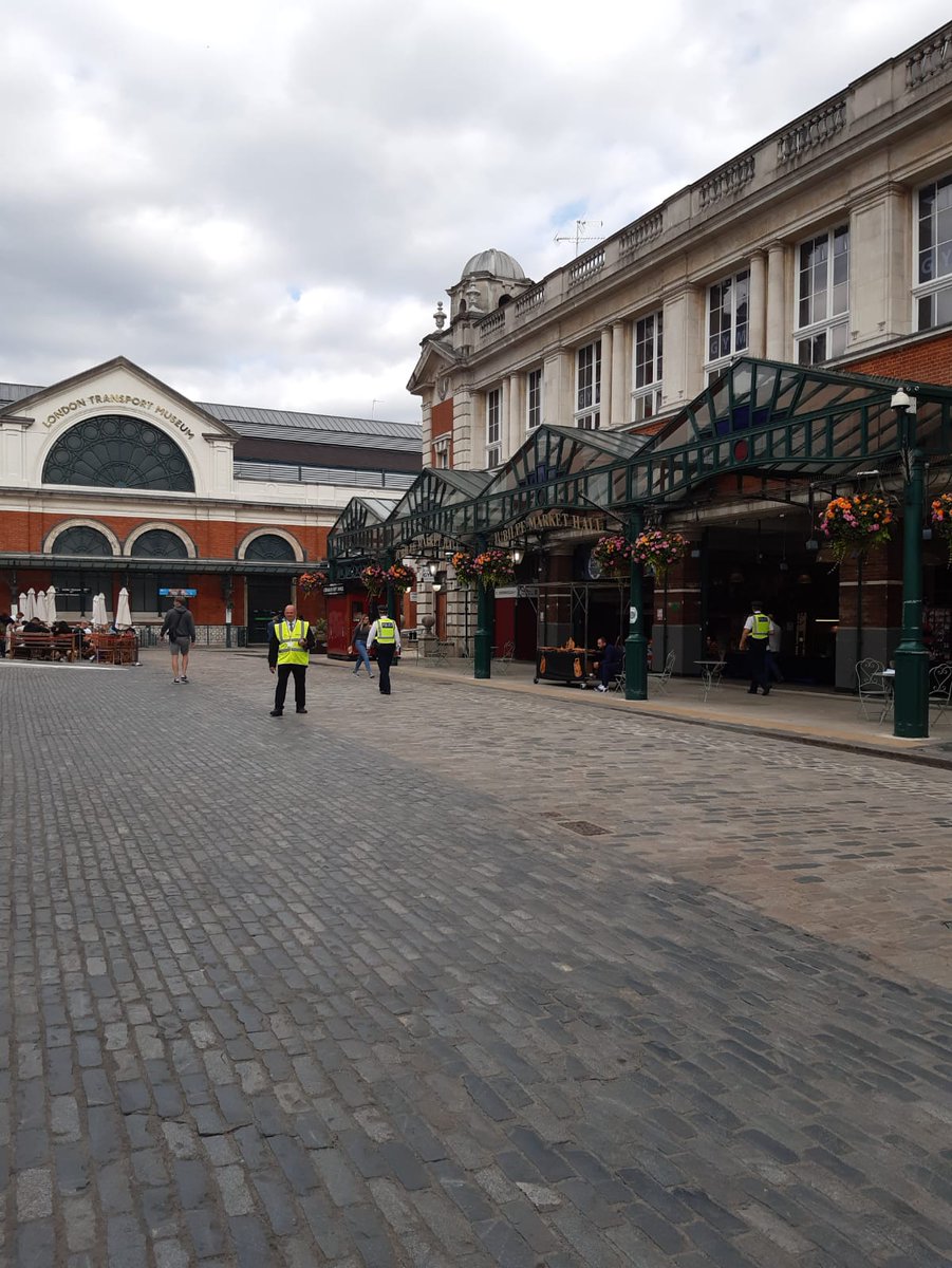 MPSWestminster's tweet image. #ProjectSevator officers have been patrolling central London today recruiting extra eyes and ears to help us keep #London safe. Please remain vigilant and report anything suspicious. met.police.uk/projectservator
#TogetherWeveGotItCovered
#ActionCountersTerroism