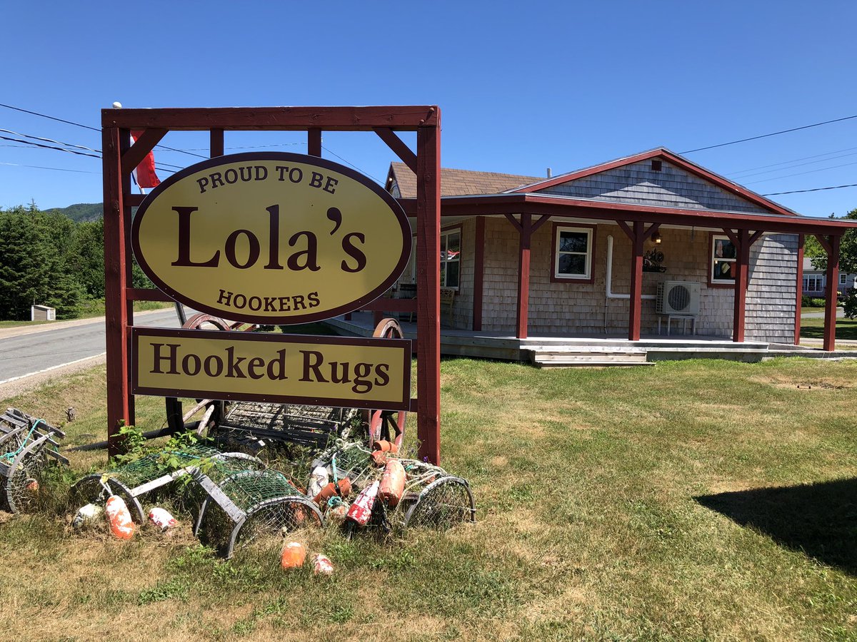 lynn2wine's tweet photo. A little gem of a store, with the funniest sign #HookedRugs ❤️ #CapeBreton 🇨🇦👋🏼 https://t.co/BvSteevFDz