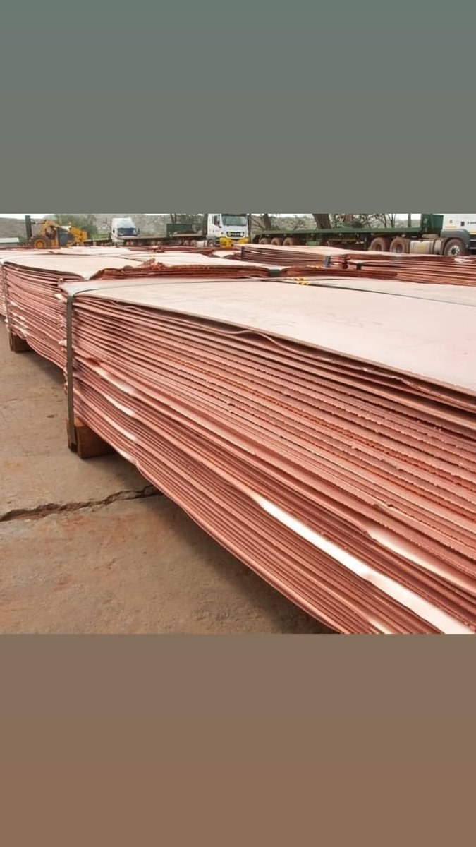 BrainAllen17's tweet photo. We supply 99.99% cathode copper and azurite malachite for more information contact as on this email address:brain7allen@outlook.com  what's ap +27659257360, fo the best price and negotiable. https://t.co/zVIq7JEouc