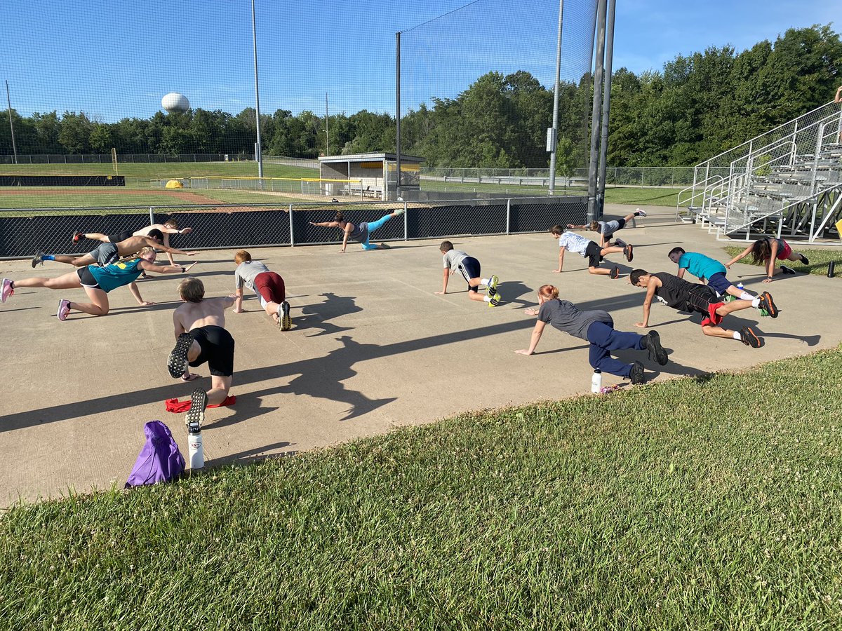 Great practice on this “Workout Thursday”!  Gotta love some tempo running on the track followed by some yoga!  Biggest group so far this summer!!  #fultonhornetsxc #fultonproud <a href="/CoachHutchXC/">Doug Hutcherson</a> <a href="/FPSActivities/">Fulton Activities</a>
