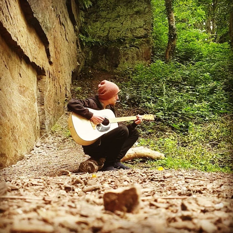 TomB_BomT's tweet photo. Today's songwriting session @ The Breck. 
.
#music #musician #equilibrium #tomb #acoustic #lyrics #aesthetic #photography #producer #guitar #marlin #guitarist #deathstixx #earlybird @EarlyBirdProdUK https://t.co/sfr4JrUztU