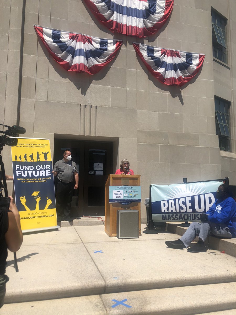 RaiseUpMA's tweet photo. .@beth_kontos speaking truth to power about returning to school safely. We need MORE janitors, MORE teachers, and MORE school busses NOT budget cuts that ask us to return to school with LESS #Investinma #MaPoli https://t.co/5T3LW95BcU