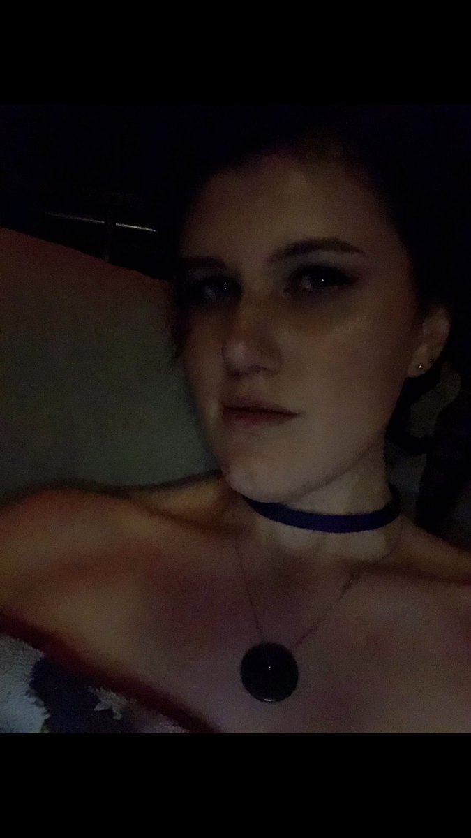 ClassyWitch3's tweet photo. @Vr00m72 https://t.co/SFkRFJTu2Z https://t.co/q0UWd77GW0